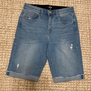 Lularoe Denim Bermuda Jean Shorts Saguaro Wash Size 30